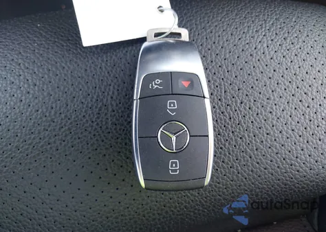 2022 Mercedes-Benz Glc 300 Suv from USA, damaged, VIN W1N0G8DB5NG111379